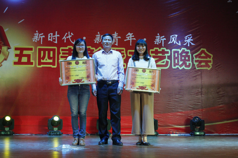 1525682557774083778.jpg 4.jpg