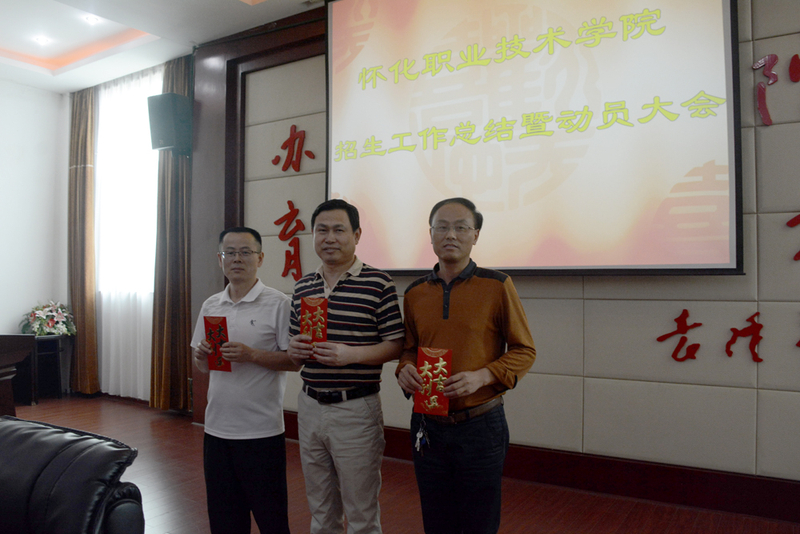 1527673980631099782.jpg DSC_1819.jpg