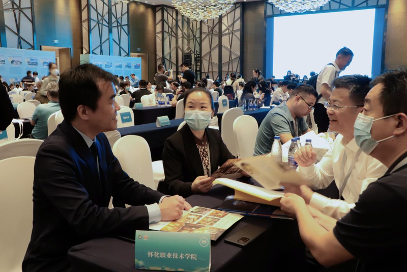 1684831656884016735.png 图片2.png