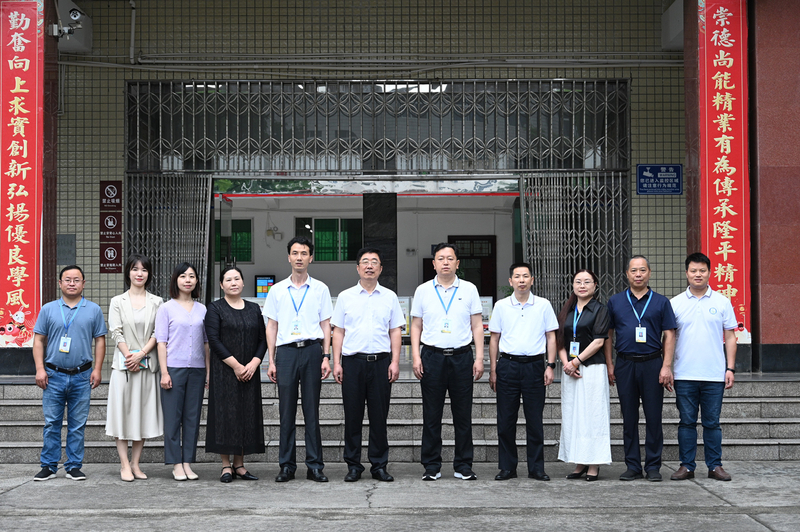 1686729448260026171.jpg aff6d9962fcffd5979899eaf2ddf6b5.jpg