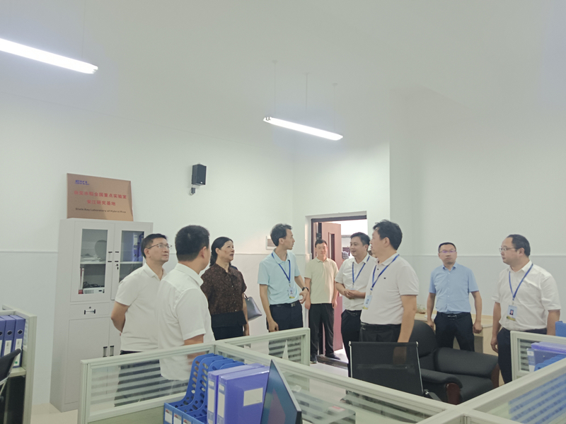 1694571053063065182.jpg d29cab147aaa6ff2950f83961189a91.jpg