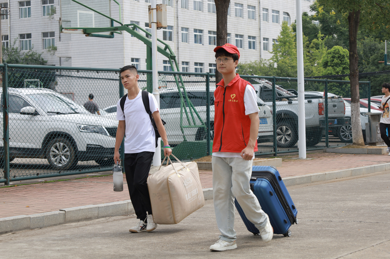 1694668363462035904.jpg 5.jpg