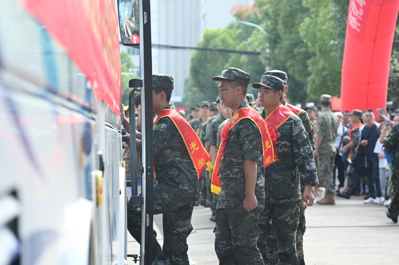 1694872933204055868.jpg 11.jpg