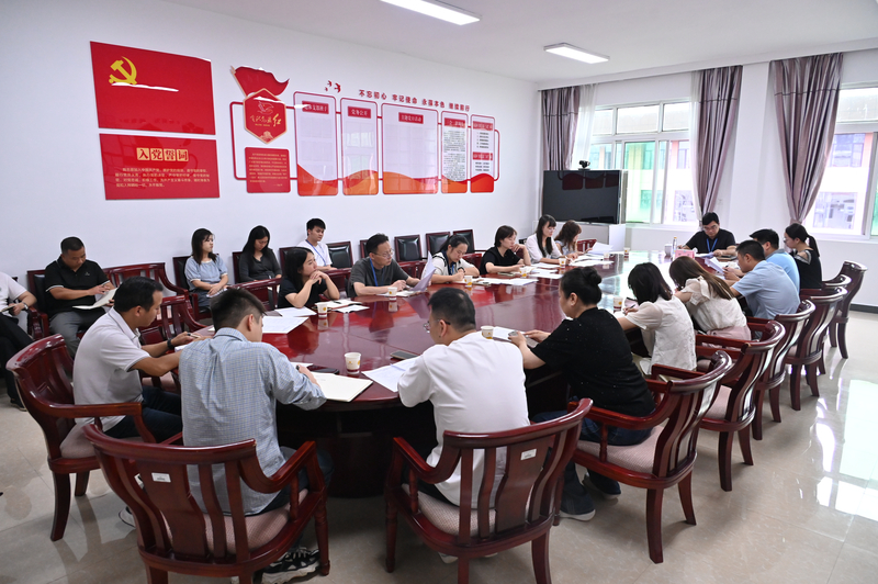 1759238328068040054.jpg 35c7db19549921e233b61cbc4ad64bd.jpg